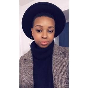 Meet your Posher, Emilienne